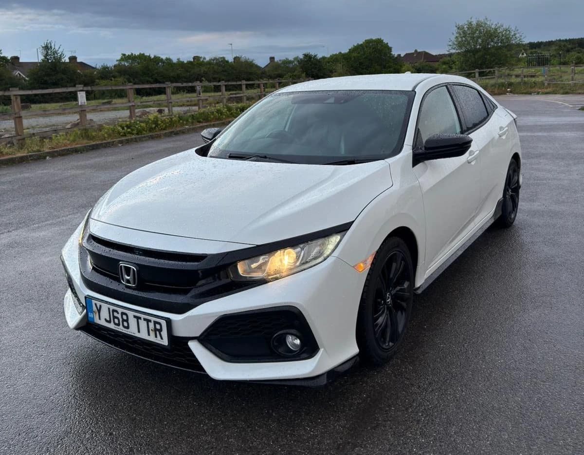 HONDA CIVIC 2019 image 2
